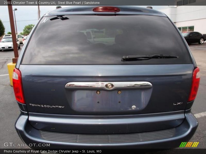 Steel Blue Pearl / Sandstone 2001 Chrysler Town & Country LXi