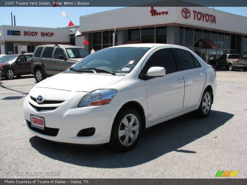 Polar White / Bisque 2007 Toyota Yaris Sedan
