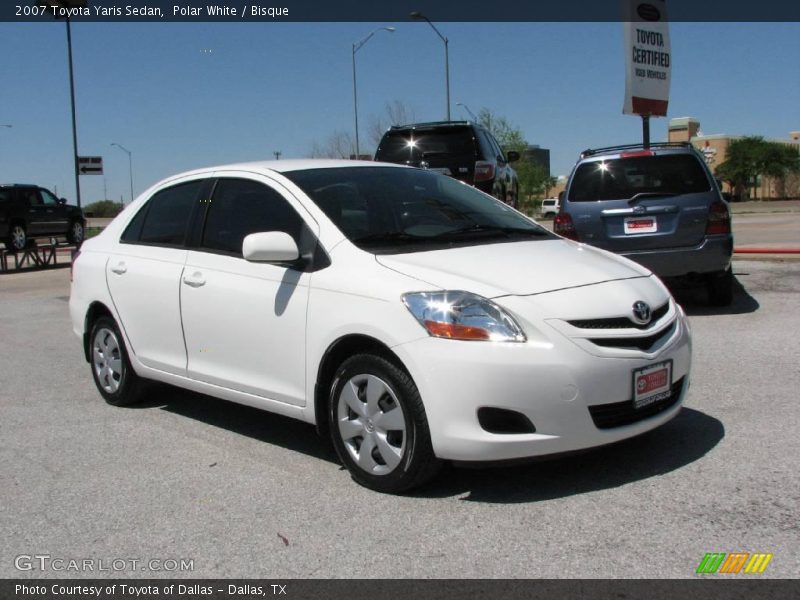 Polar White / Bisque 2007 Toyota Yaris Sedan