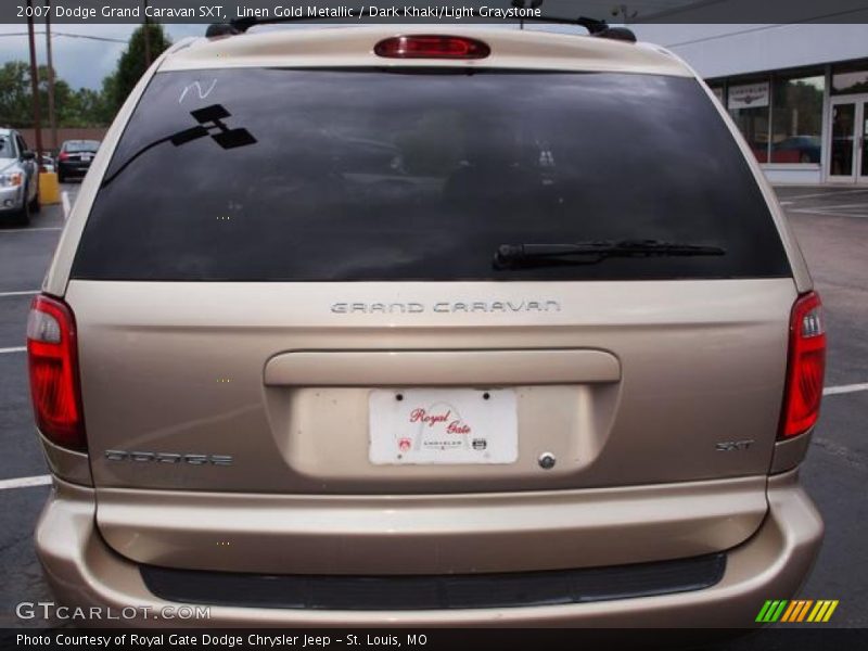 Linen Gold Metallic / Dark Khaki/Light Graystone 2007 Dodge Grand Caravan SXT
