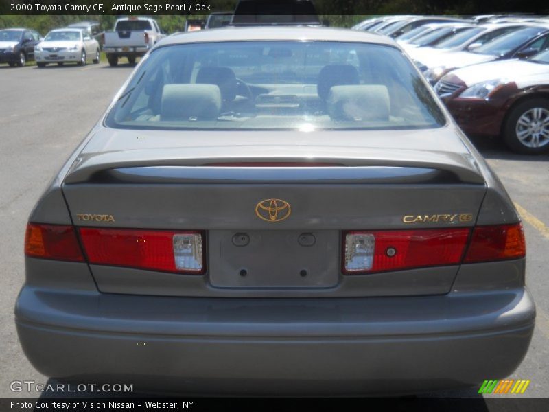 Antique Sage Pearl / Oak 2000 Toyota Camry CE