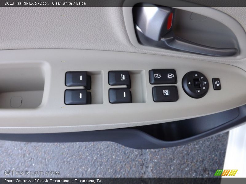 Controls of 2013 Rio EX 5-Door