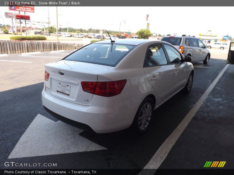 Snow White Pearl / Black 2012 Kia Forte EX