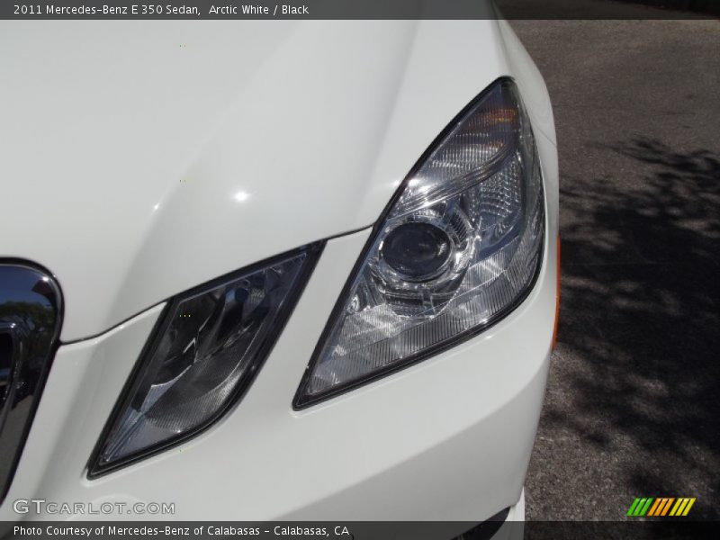 Arctic White / Black 2011 Mercedes-Benz E 350 Sedan