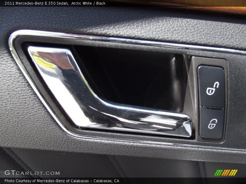 Arctic White / Black 2011 Mercedes-Benz E 350 Sedan