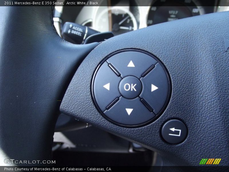 Arctic White / Black 2011 Mercedes-Benz E 350 Sedan