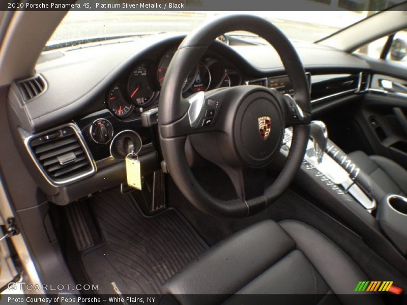 Platinum Silver Metallic / Black 2010 Porsche Panamera 4S