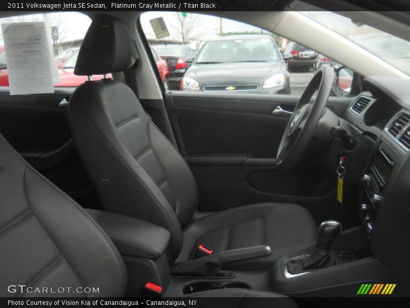Platinum Gray Metallic / Titan Black 2011 Volkswagen Jetta SE Sedan