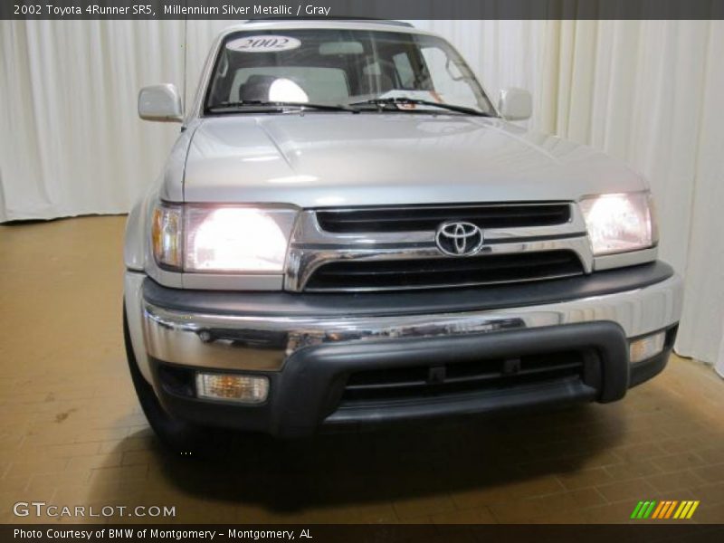 Millennium Silver Metallic / Gray 2002 Toyota 4Runner SR5