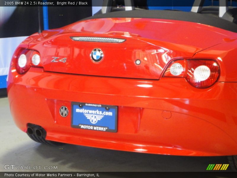 Bright Red / Black 2005 BMW Z4 2.5i Roadster