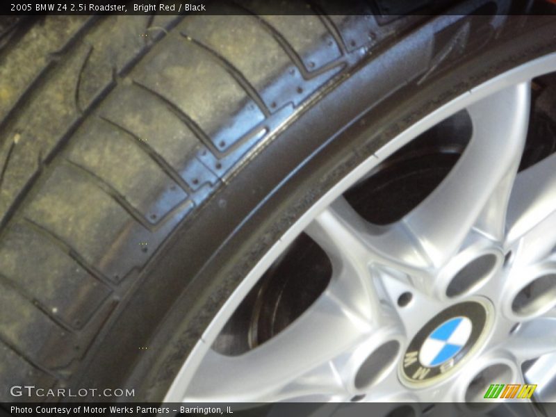 Bright Red / Black 2005 BMW Z4 2.5i Roadster