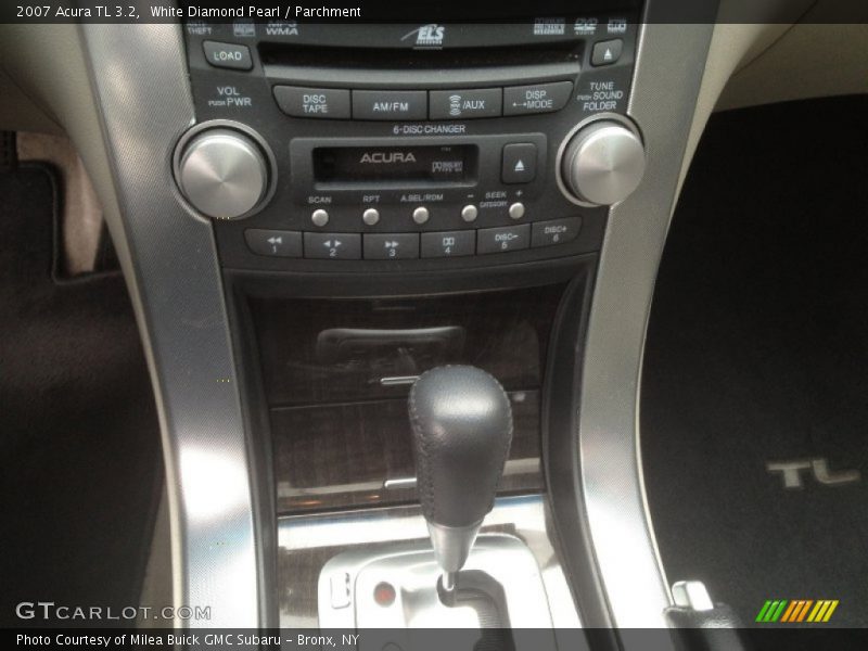 White Diamond Pearl / Parchment 2007 Acura TL 3.2
