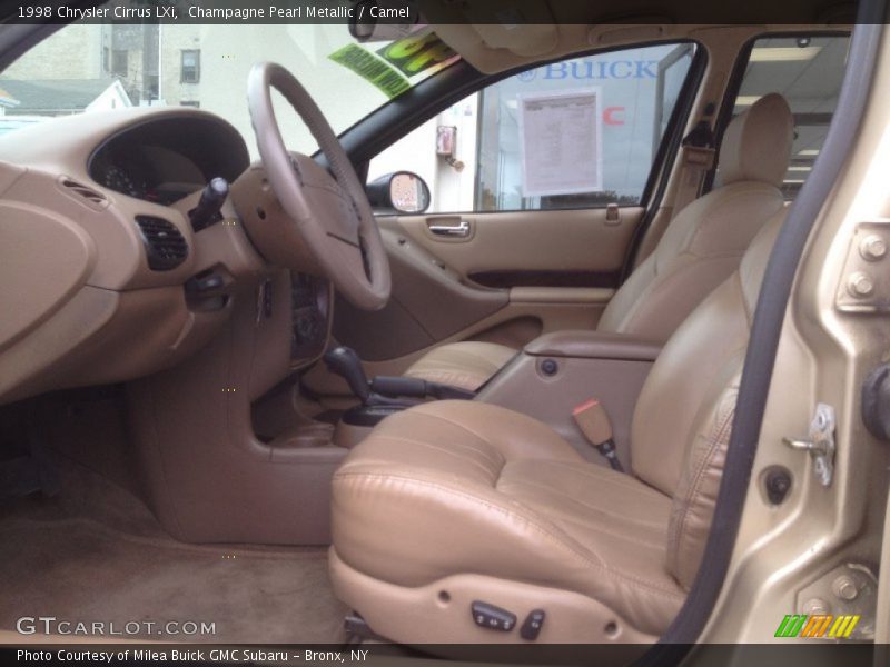 Champagne Pearl Metallic / Camel 1998 Chrysler Cirrus LXi