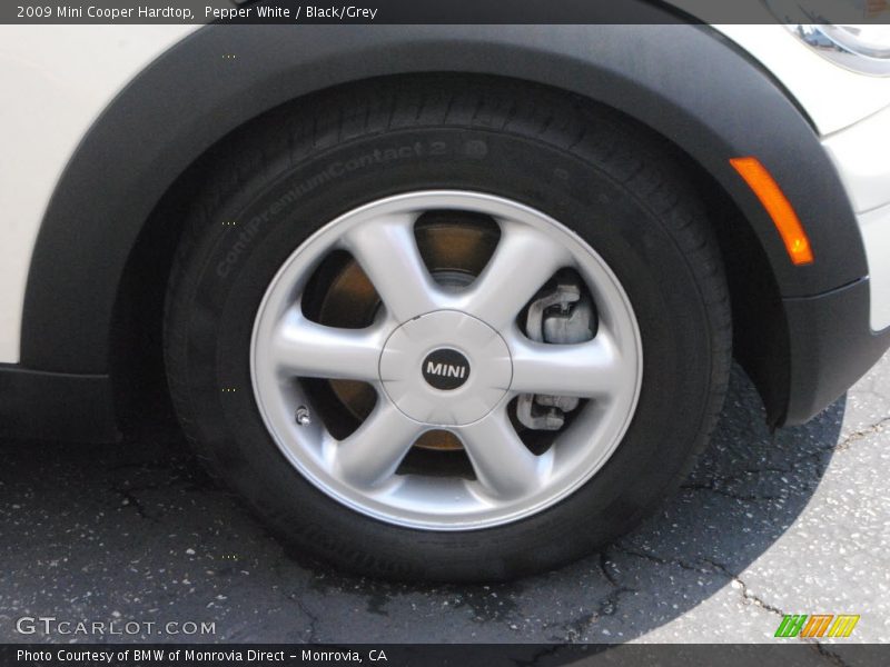 Pepper White / Black/Grey 2009 Mini Cooper Hardtop