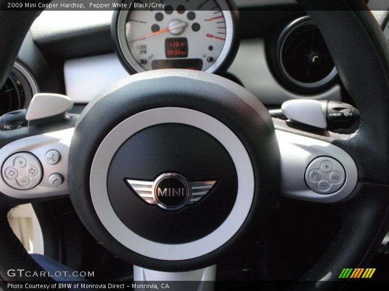 Pepper White / Black/Grey 2009 Mini Cooper Hardtop