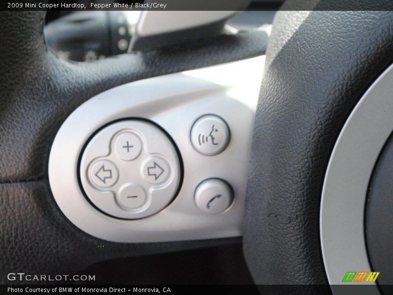 Pepper White / Black/Grey 2009 Mini Cooper Hardtop