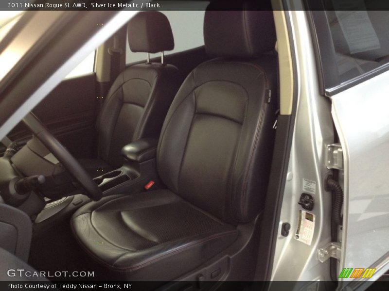Silver Ice Metallic / Black 2011 Nissan Rogue SL AWD
