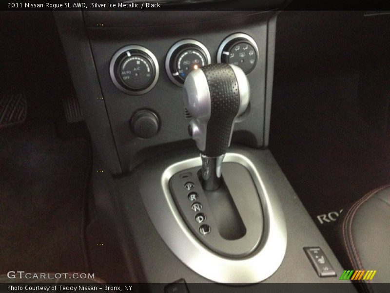 Silver Ice Metallic / Black 2011 Nissan Rogue SL AWD