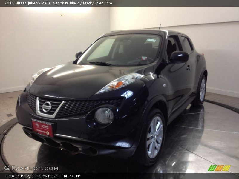 Sapphire Black / Black/Silver Trim 2011 Nissan Juke SV AWD