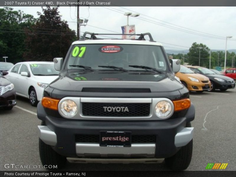 Black Diamond / Dark Charcoal 2007 Toyota FJ Cruiser 4WD