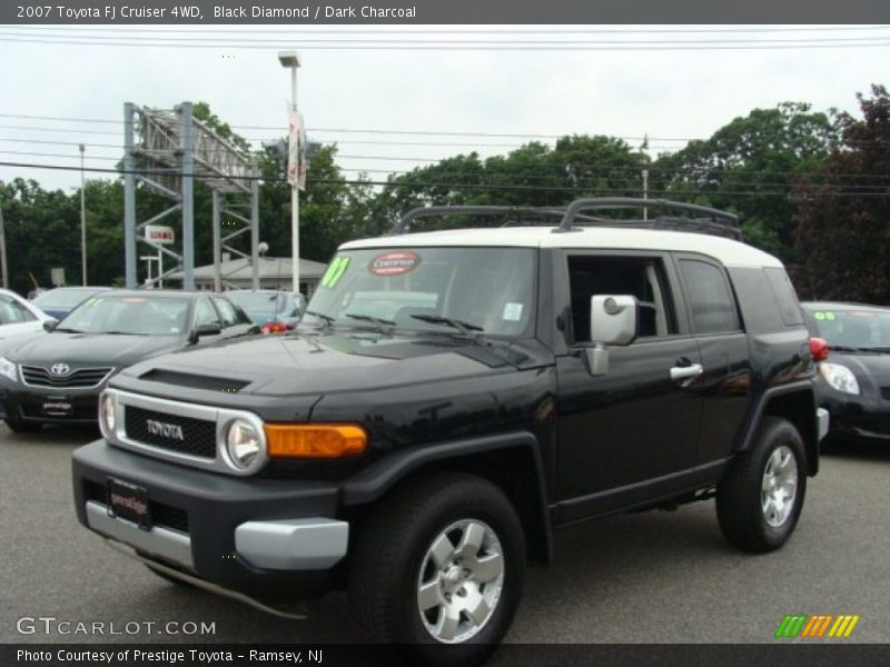 Black Diamond / Dark Charcoal 2007 Toyota FJ Cruiser 4WD