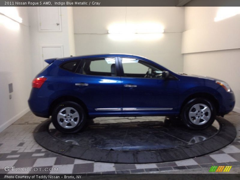 Indigo Blue Metallic / Gray 2011 Nissan Rogue S AWD