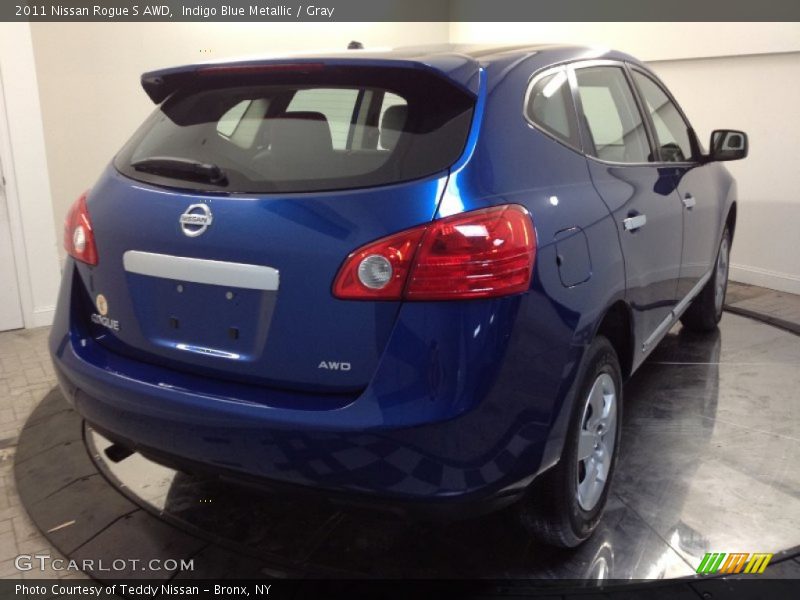 Indigo Blue Metallic / Gray 2011 Nissan Rogue S AWD