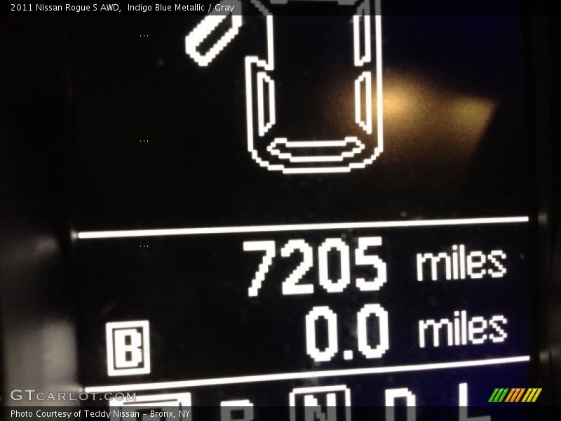 Indigo Blue Metallic / Gray 2011 Nissan Rogue S AWD