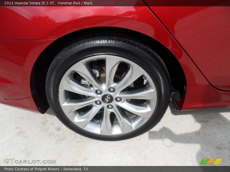 Venetian Red / Black 2011 Hyundai Sonata SE 2.0T