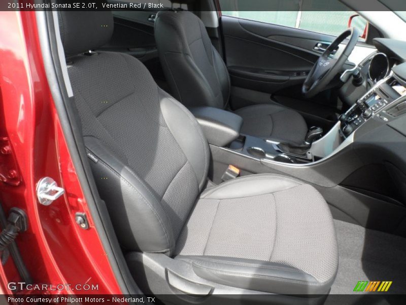 Venetian Red / Black 2011 Hyundai Sonata SE 2.0T
