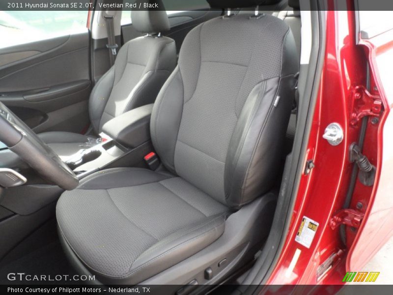Venetian Red / Black 2011 Hyundai Sonata SE 2.0T