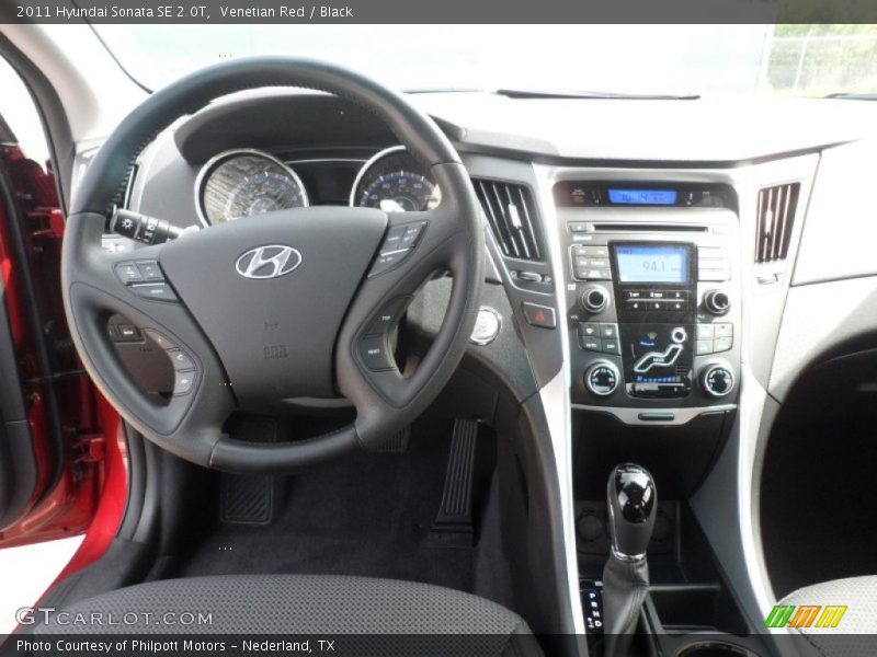 Venetian Red / Black 2011 Hyundai Sonata SE 2.0T