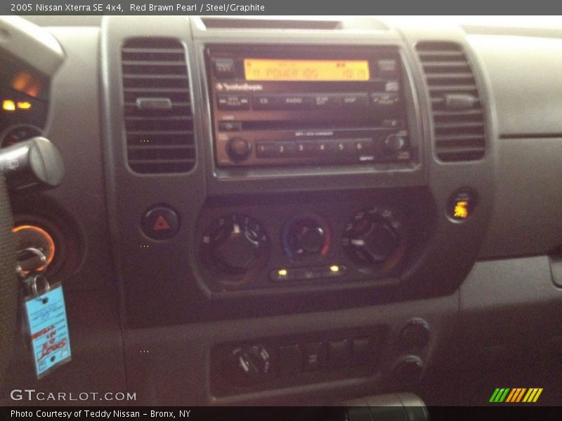 Red Brawn Pearl / Steel/Graphite 2005 Nissan Xterra SE 4x4