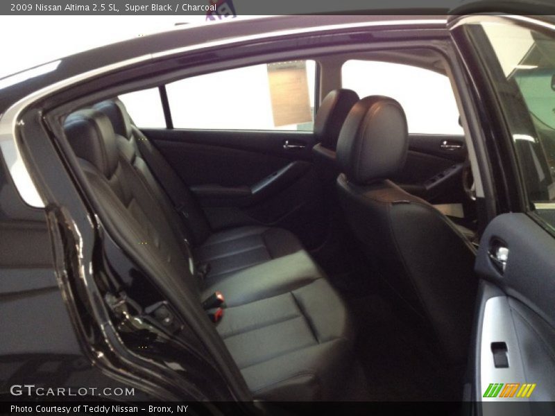 Super Black / Charcoal 2009 Nissan Altima 2.5 SL