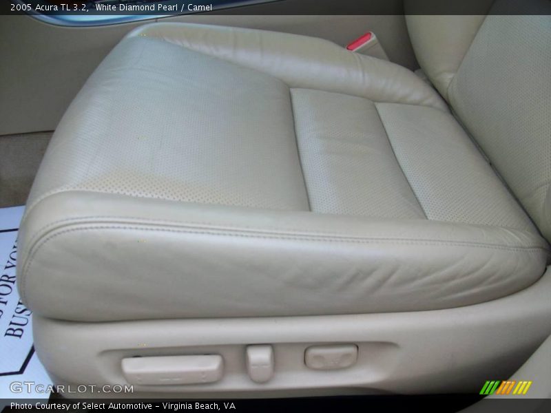 White Diamond Pearl / Camel 2005 Acura TL 3.2