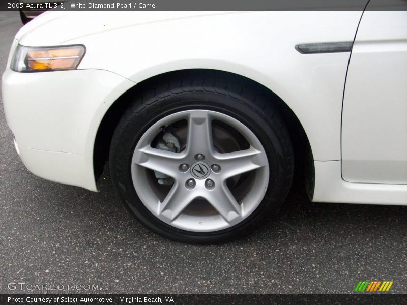 White Diamond Pearl / Camel 2005 Acura TL 3.2