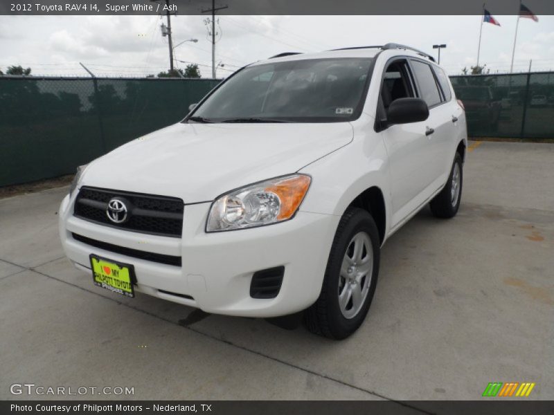 Super White / Ash 2012 Toyota RAV4 I4