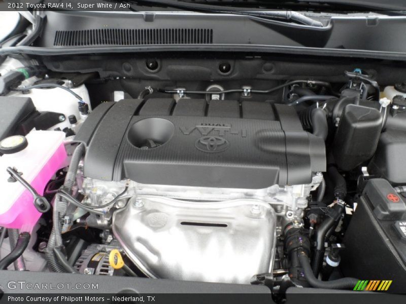 Super White / Ash 2012 Toyota RAV4 I4