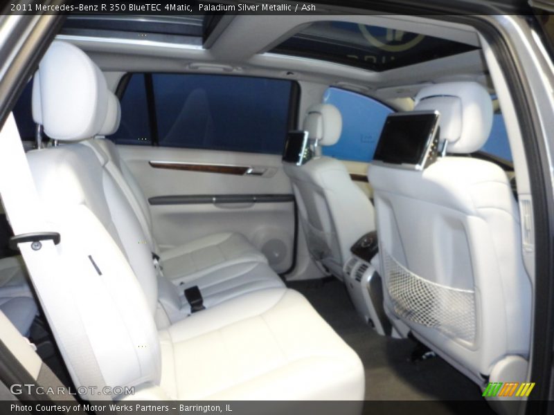 Paladium Silver Metallic / Ash 2011 Mercedes-Benz R 350 BlueTEC 4Matic