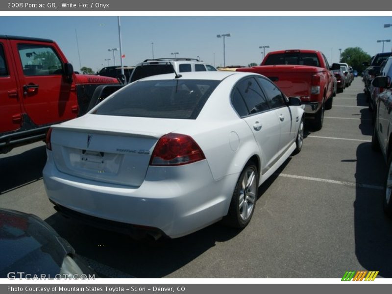 White Hot / Onyx 2008 Pontiac G8