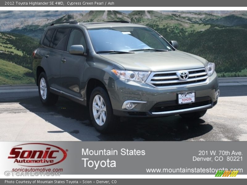 Cypress Green Pearl / Ash 2012 Toyota Highlander SE 4WD