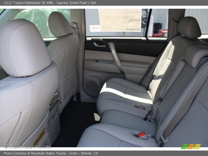 Cypress Green Pearl / Ash 2012 Toyota Highlander SE 4WD