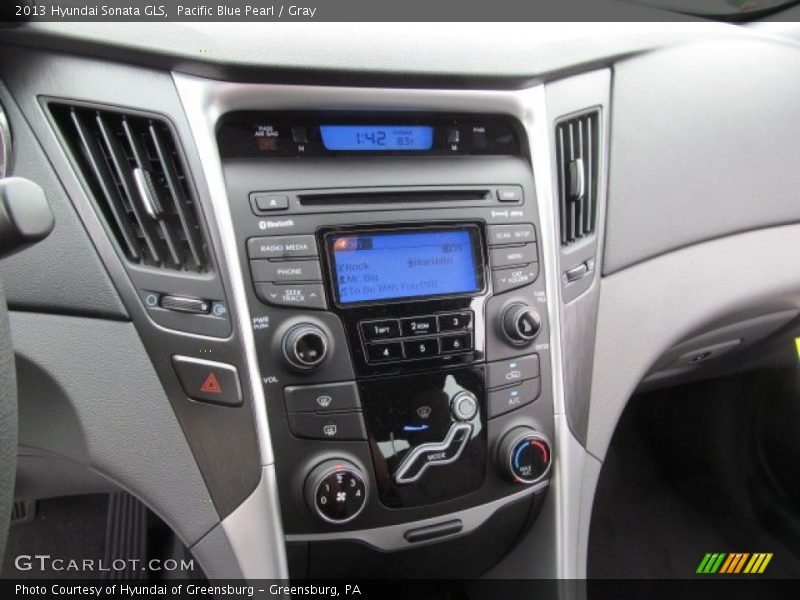 Pacific Blue Pearl / Gray 2013 Hyundai Sonata GLS