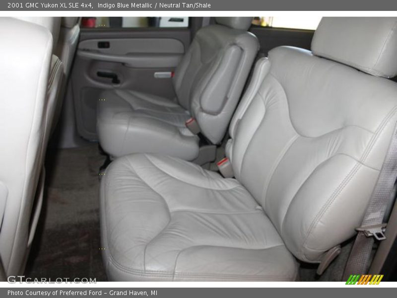Indigo Blue Metallic / Neutral Tan/Shale 2001 GMC Yukon XL SLE 4x4