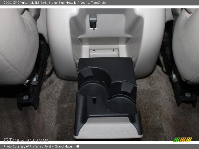 Indigo Blue Metallic / Neutral Tan/Shale 2001 GMC Yukon XL SLE 4x4