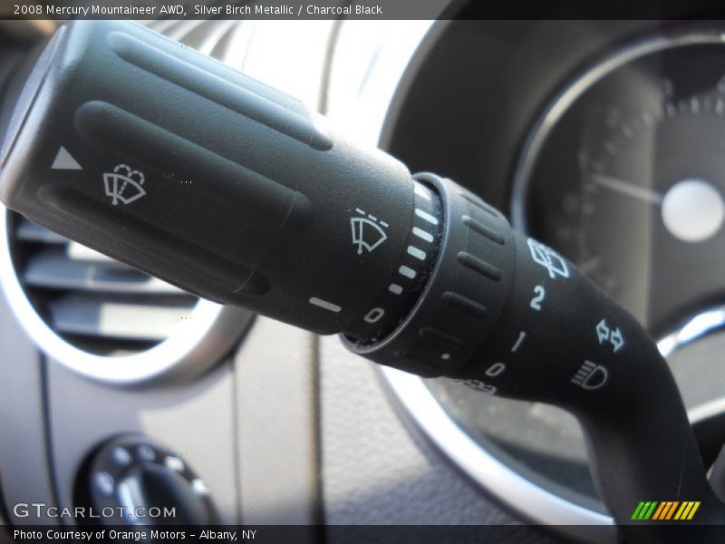 Silver Birch Metallic / Charcoal Black 2008 Mercury Mountaineer AWD