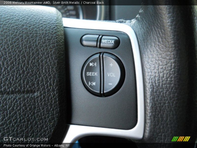 Silver Birch Metallic / Charcoal Black 2008 Mercury Mountaineer AWD