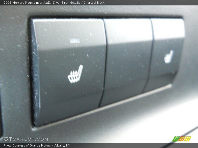 Silver Birch Metallic / Charcoal Black 2008 Mercury Mountaineer AWD