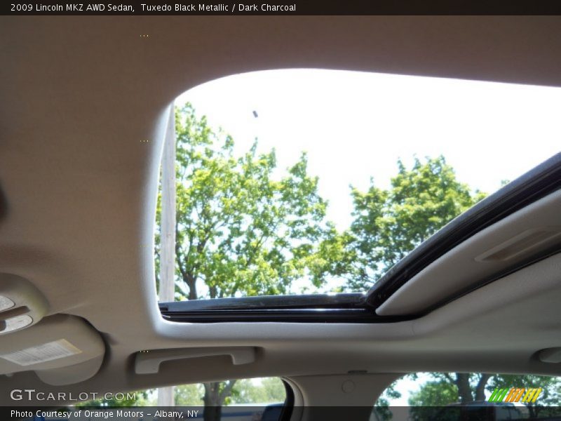 Tuxedo Black Metallic / Dark Charcoal 2009 Lincoln MKZ AWD Sedan