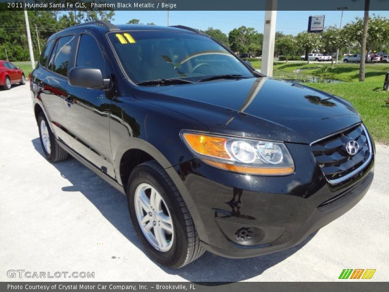 Front 3/4 View of 2011 Santa Fe GLS